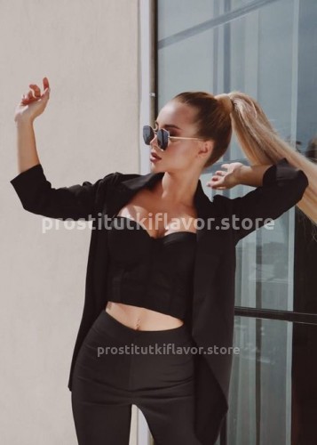 Лиза, Г. Большой Камень